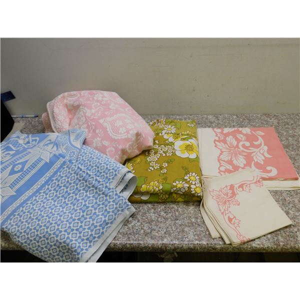Lot of 4 Vintage Fabric Table Setting Pink and White, Green Floral Table Cloth, Wall Rug? Crafting