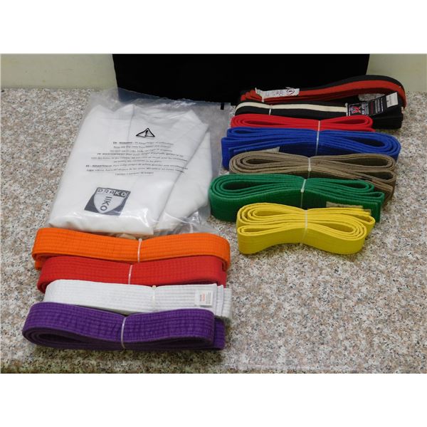 Karate White Robe and 11 Belts Martial Arts Budo World White Crane Red ...