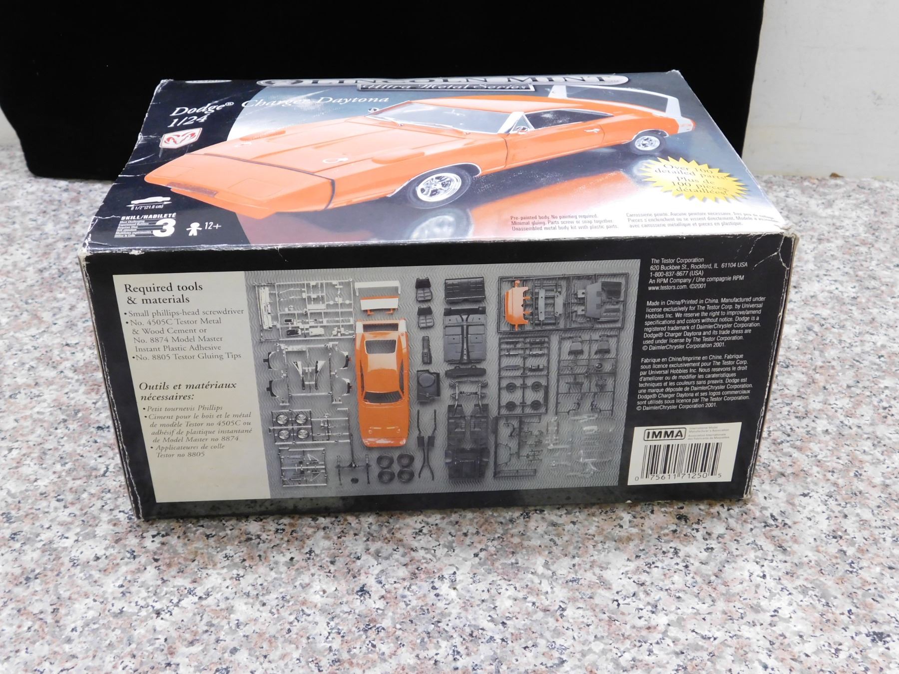 Testors Ultra Metal Series Dodge Charger Daytona Coplete 1/24 Scale