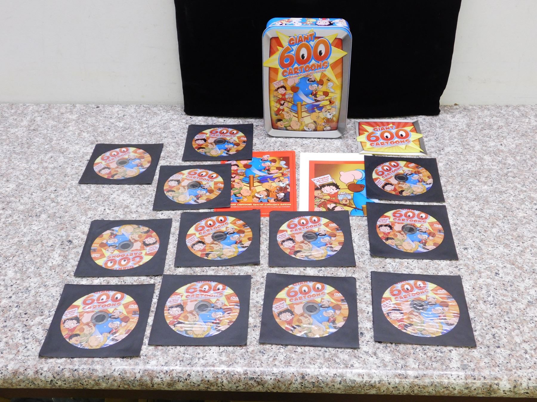 GIANT 600 Cartoons Special Edition Collector s Tin 12 DVDs 2008