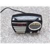 Image 2 : Timex Retro Style Modern Radio Alarm Clock