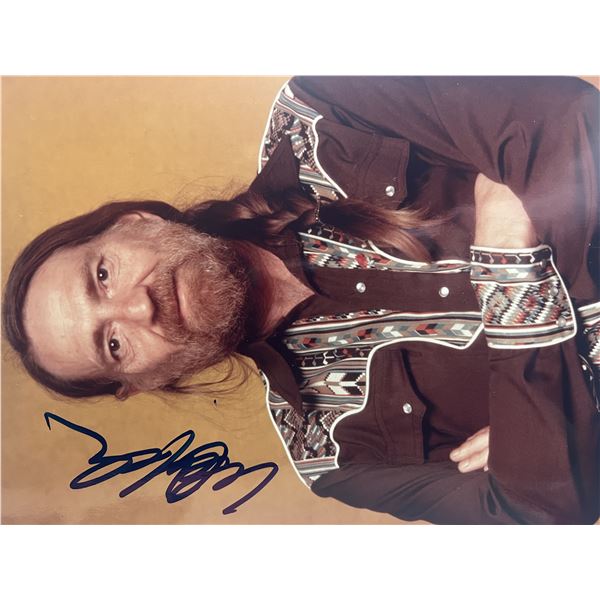 Willie Nelson signed photo