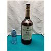 Image 1 : 1972 Seagram’s V.O. Canadian Whisky Aged 8 Years Texus Mickie