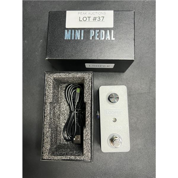 Lot of 1 Mini Effect Pedal for Guitars