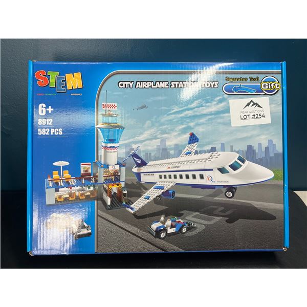 Lot of 1 STEM 582 Piece LEGO Style Block Set