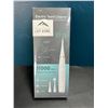 Image 1 : Lot of 1 Electric Teeth Cleaner/Brush