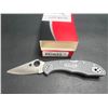 Image 2 : Lot of 1 Spyderco Delica Flat Ground Gray Folding Knife