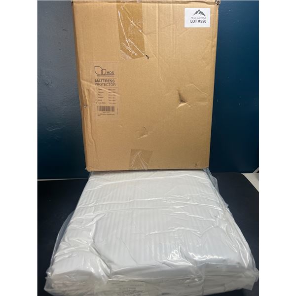 Lot of 1 Mattress Protector - Cal King (72 x 84 inch)