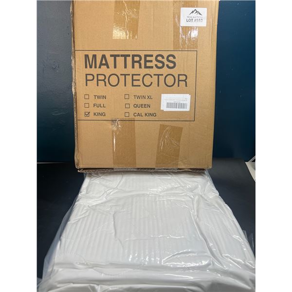 Lot of 1 Mattress Protector - King Size