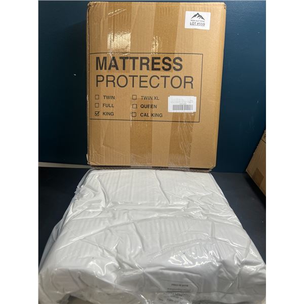 Lot of 1 Mattress Protector - King Size