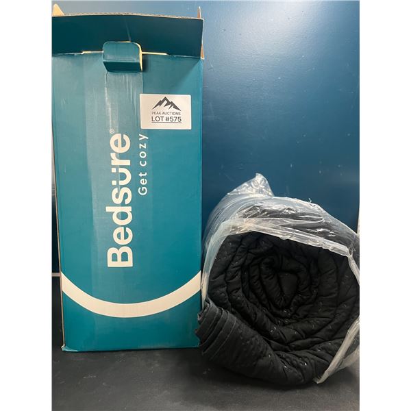 Lot of 1 Bedsure Bedspread Set - Black