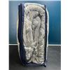 Image 2 : Lot of 1 Electric Heated Throw Blanket - Grey - 50 x 60 inch