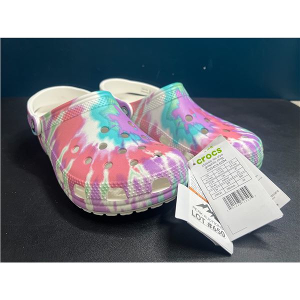 Lot of 1 Pair of Crocs Shoes - Tie-Dye Design - M7/W9
