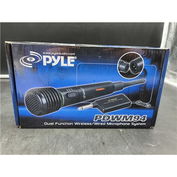 Pyle PDWM94 Duel Function Wireless/Wire Microphone System