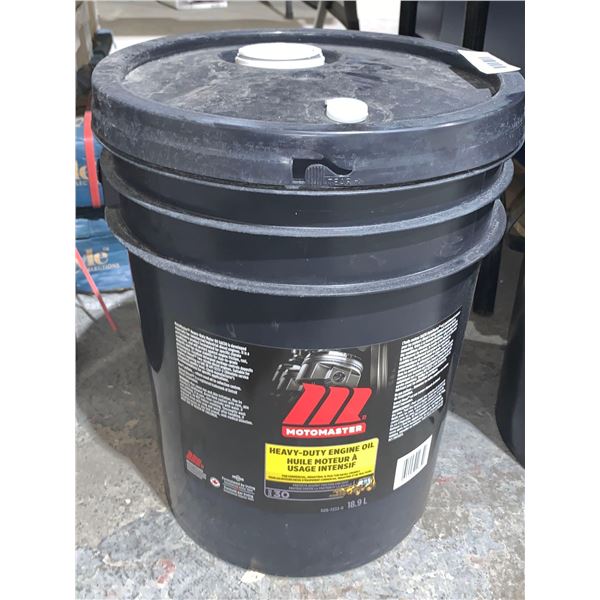 MotoMaster Heavy - Duty Engine Oil SAE30 for commercial, industrial & tractor diesel engines 18.9L
