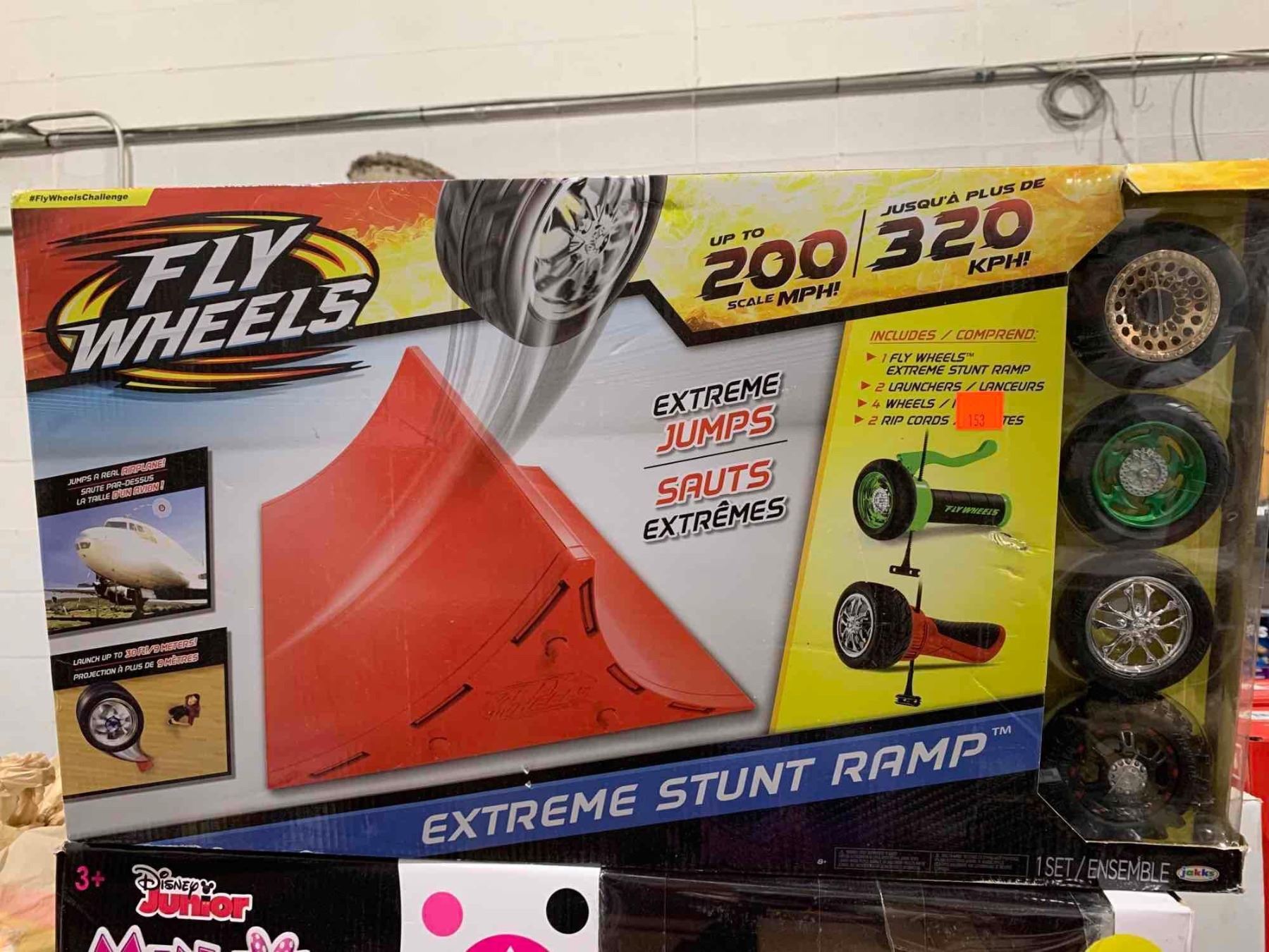 Fly Wheels Extreme Stunt Ramp