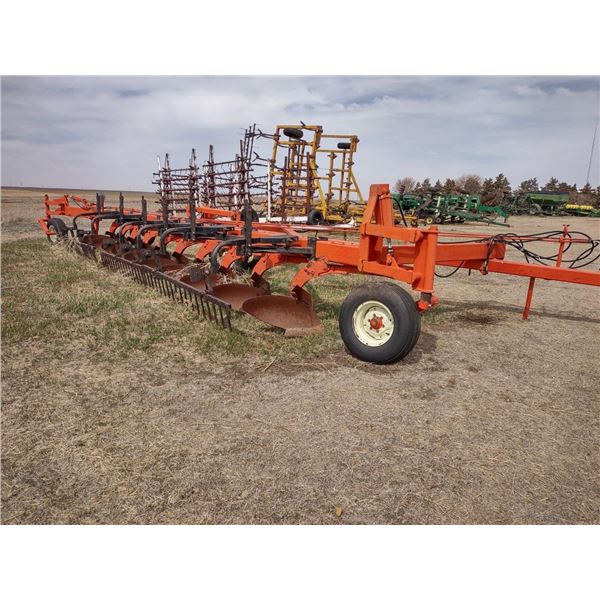 Blanchat 10 bottom plow