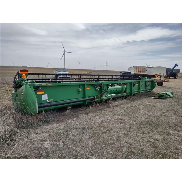 John Deere 630F Header