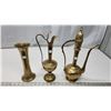 Image 1 : 3 Metal, bronze colored pitchers and vase