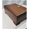 Image 8 : Lovely wooden case, filled with cutlery - 17"W x 7"H x 12"D