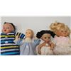 Image 2 : 4 baby dolls