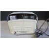 Image 3 : Vintage Arvin Radio