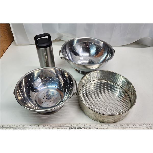 Spring Form Pan 2 Stainless Steel Strainers Schmalz Auctions spring-form-pan-2-stainless-steel-strainers-schmalz-auctions