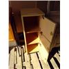 Image 2 : 3 locking storage compartments in cabinet ( 14 D 12 L 34 H)