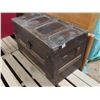 Image 2 : Late 1800's Steamers Trunk 29"x 15"x 17"