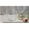 Image 3 : Large Glass decorative bowl & 4 Decorative glass balls - 17"W x 12"H
