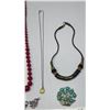 Image 7 : Various costume jewelry