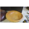 Image 7 : 3 wood bowls
