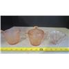 Image 1 : pink sugar bowl and 2 pink creamer cups