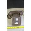 Image 1 : vintage telephone