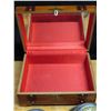 Image 3 : "The Amazing cleaning plate and wooden jewelry box + 2 musical powered trays + Brass mug