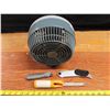 Image 3 : Honeywell fan (Model: HT-70 Series) + 2 exacto knives + lighter