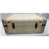 Image 13 : Vintage Eveleigh Baggage Suitcase (21"x20"x7")