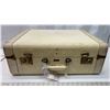 Image 9 : Vintage Eveleigh Baggage Suitcase (21"x20"x7")