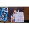 Image 6 : Elvis Collector's Edition 5 LP gift pack with special tv photo album