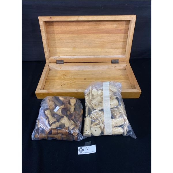 Vintage Chess/Checker Board/Box w/Game Pieces