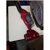Image 2 : DIRT DEVIL VACUUM AND PET CARRIER