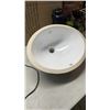 Image 8 : HONEYWELL AND HOLMES FAN AND SINK