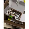Image 2 : BOX OF LIGHTBULBS