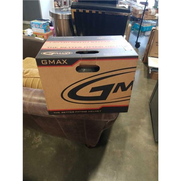 NEW GMAX SIZE YOUTH LARGE SNOW HELMET