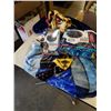 Image 2 : MARVEL AVENGERS TWIN SHEET SET, PILLOWCASE AND YUGIOH FLEECE BLANKET
