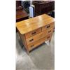 Image 2 : VINTAGE 4 DRAWER WOOD DRESSER