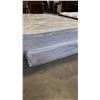 Image 2 : TWIN SIZE WATSON PERFECT SLEEP MATTRESS AND BOX SPRING