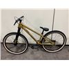 Image 2 : NORCO RAMPAGE GOLD FIXED GEAR FRONT SUSPENSION MOUNTAIN BIKE WITH FULL DISC BRAKES