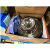 Image 2 : 2 BOXES OF ASSORTED STAINLESS STEEL/GLASS PET FEEDER BOWLS, PET SIGNS, LARGE CANVAS & MORE
