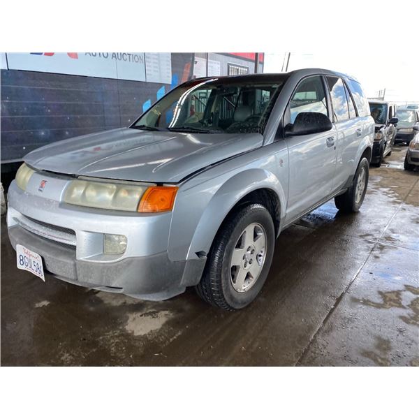 2004 SATURN VUE